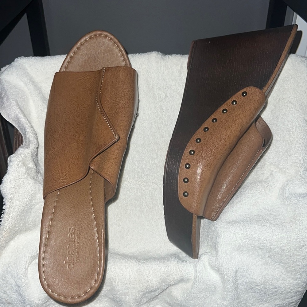Heeled sandal